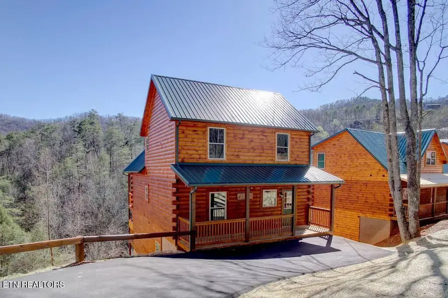 817 String Run Way, Pigeon Forge, TN 37863 - #2