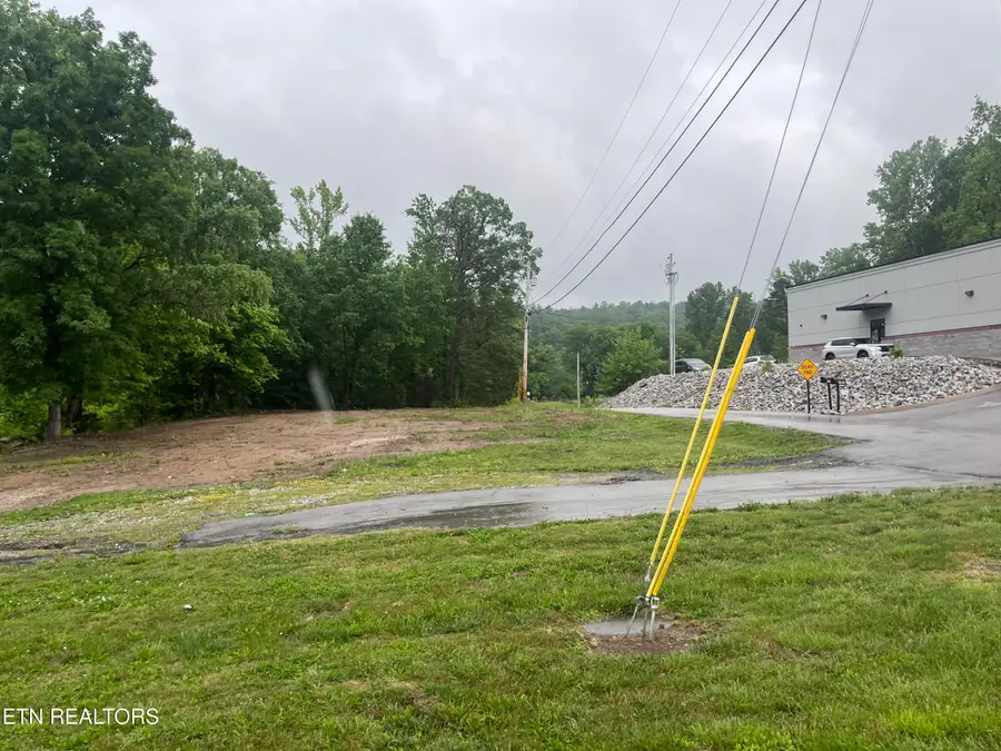 1665 Roane State Hwy, Harriman, TN 37748 - #3