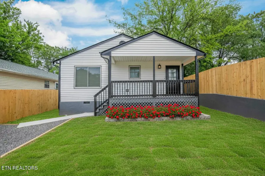 930 W Oldham Ave, Knoxville, TN 37921 - #3