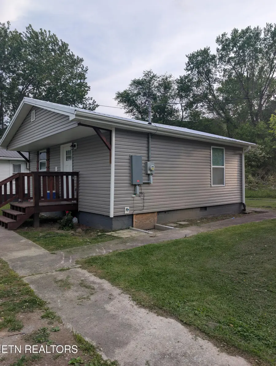 1801 Exeter Ave, Middlesboro, KY 40965 - #2