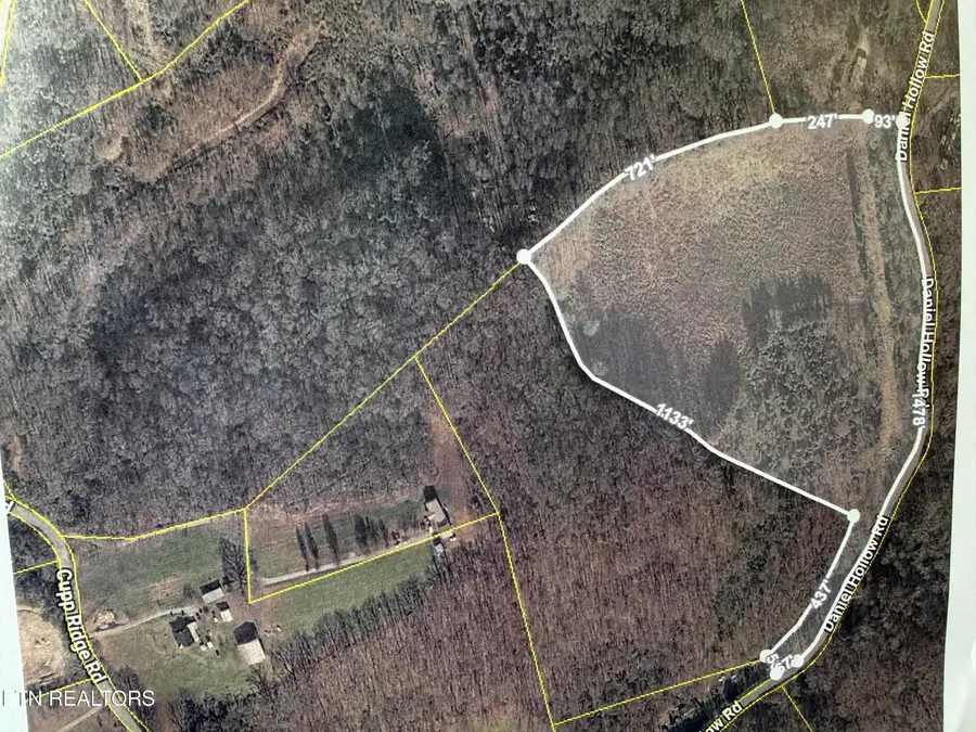 427 Daniel Hollow Rd, New Tazewell, TN 37825 - #2