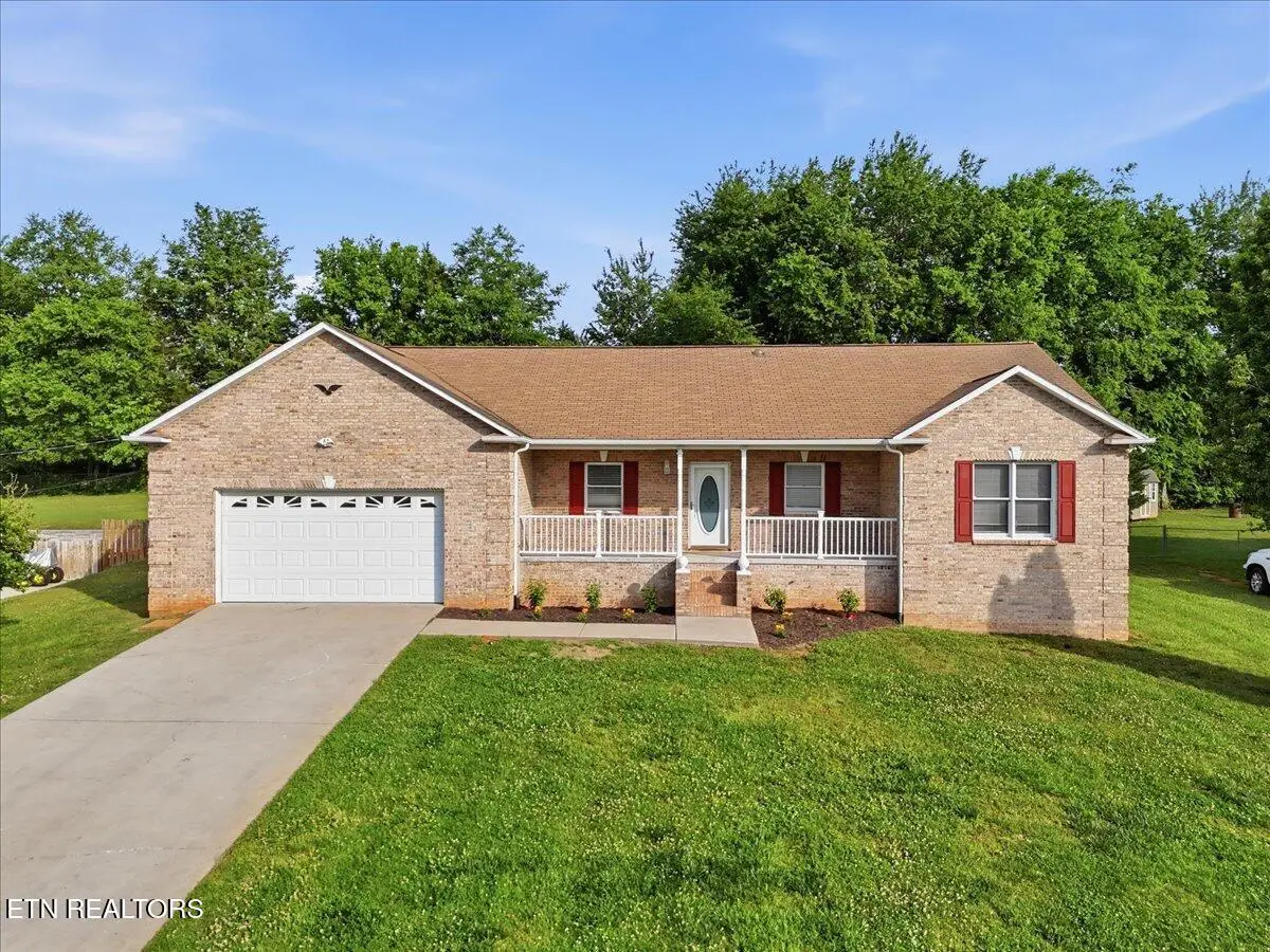 1401 Misty Ridge Drive, Lenoir City, TN 37772 - #1