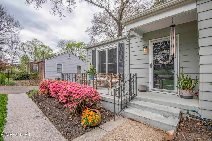 2421 N Park Blvd, Knoxville, TN 37917 - #3