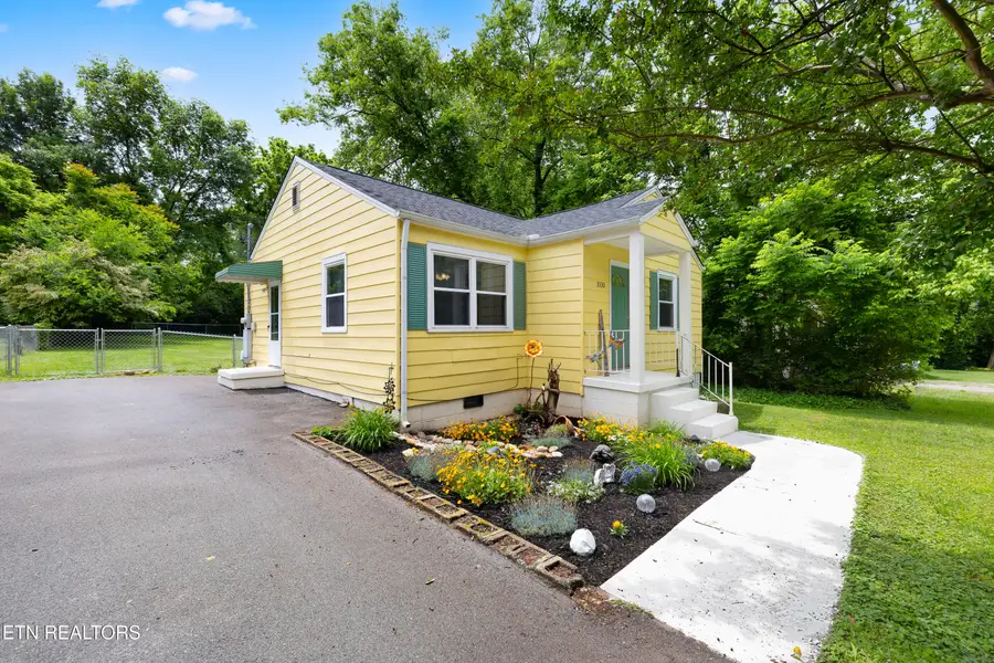 3330 Skyline Drive, Knoxville, TN 37914 - #2