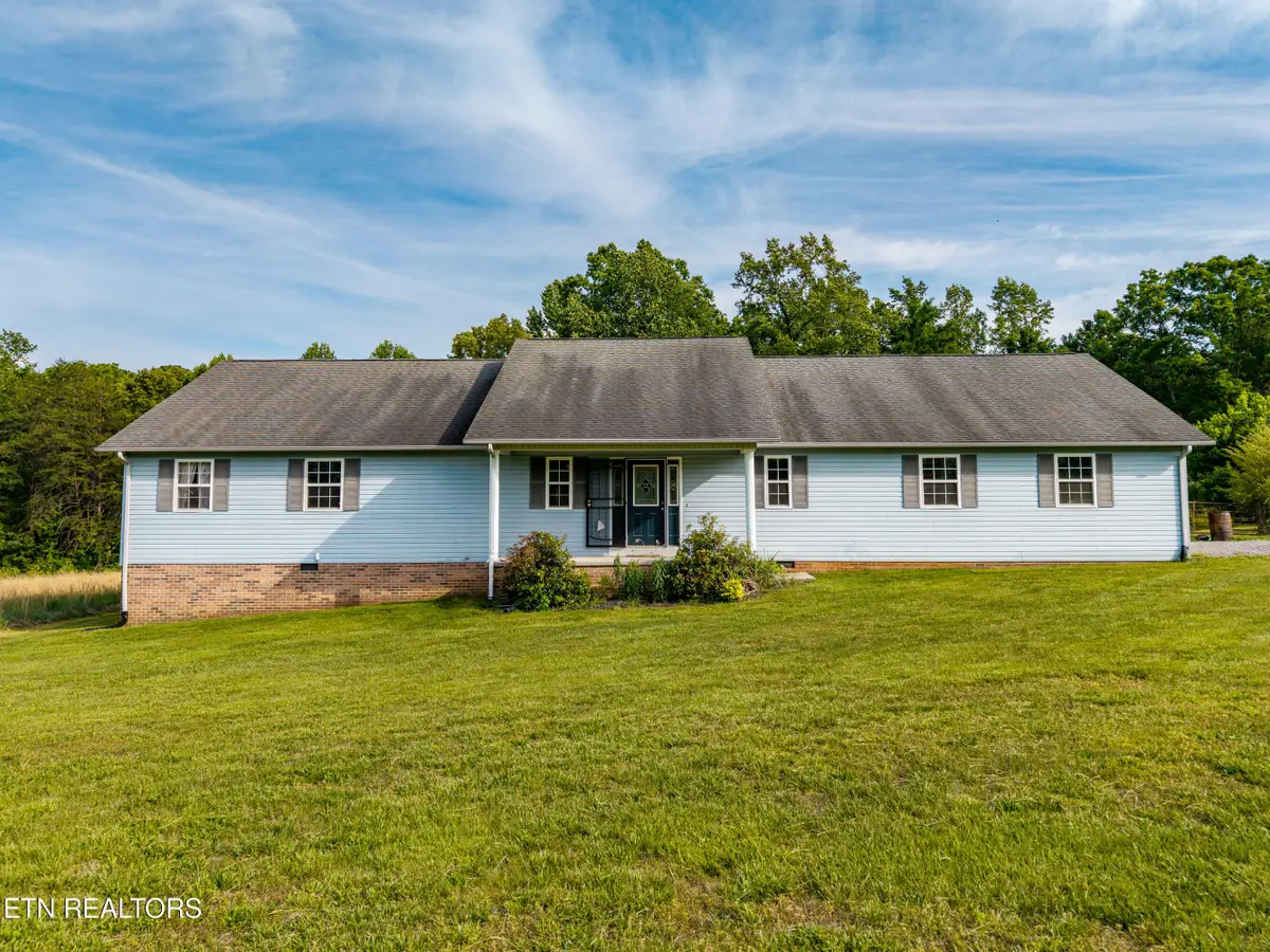1038 Reagan Valley Rd, Tellico Plains, TN 37385 - #1