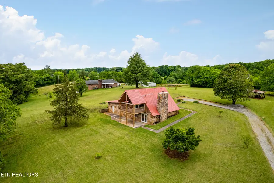 1222 Mini Huskey Rd, Maryville, TN 37801 - #3