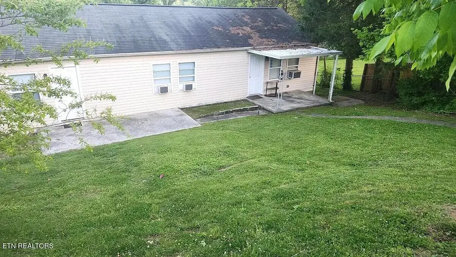 365 Robertsville Rd, Oak Ridge, TN 37830 - #3