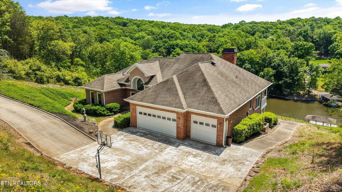 1001 Blackberry Ridge Rd, Lenoir City, TN 37772 - #1