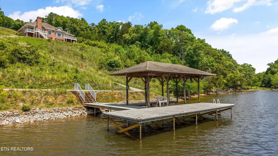1001 Blackberry Ridge Rd, Lenoir City, TN 37772 - #3