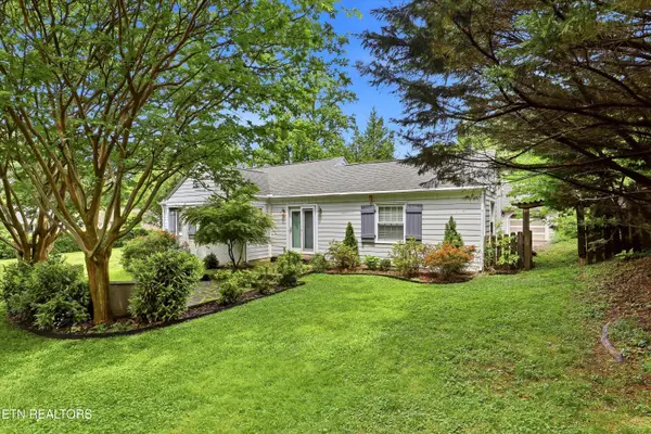 4061 Sequoyah Ave, Knoxville, TN 37919