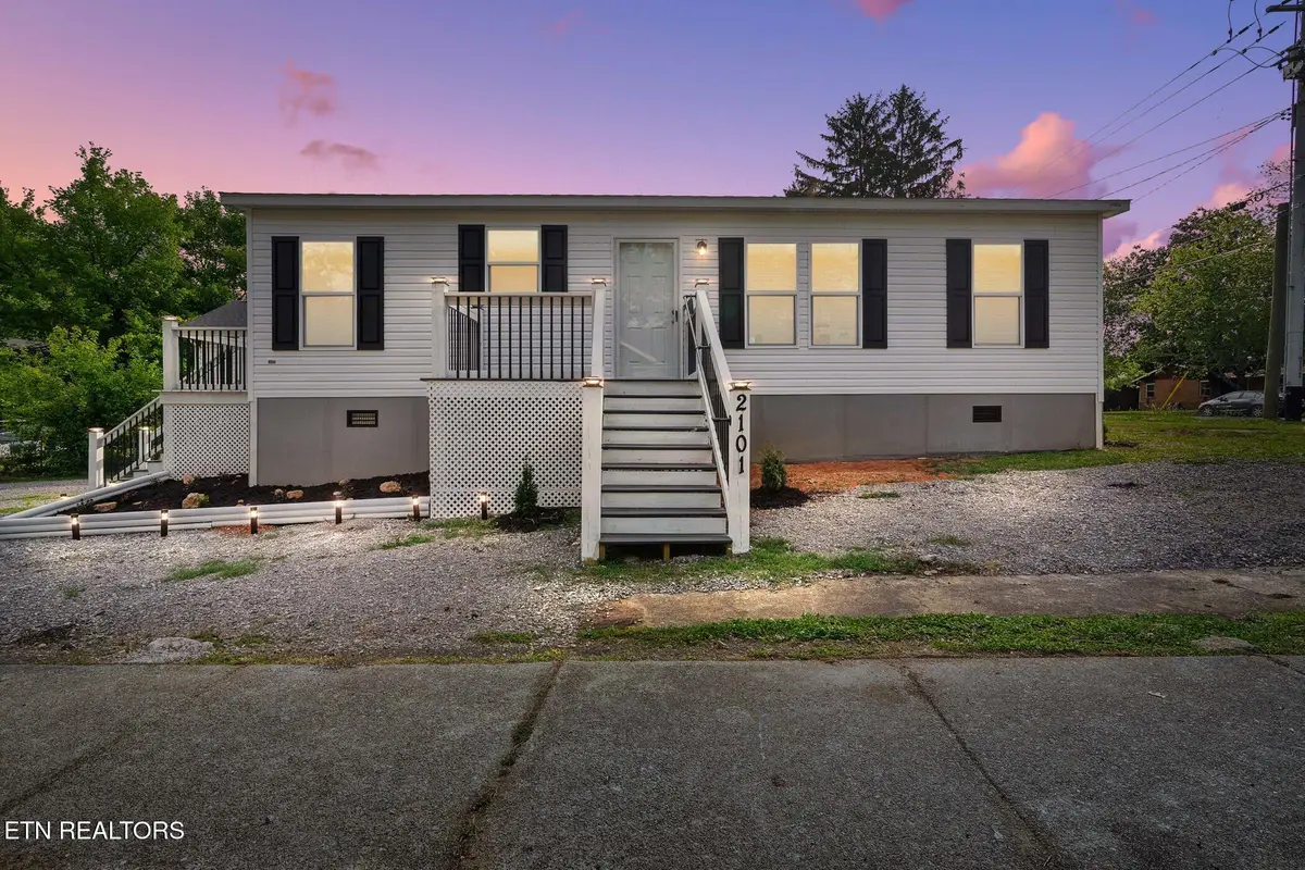 2101 Mccalla Ave, Knoxville, TN 37915 - #1