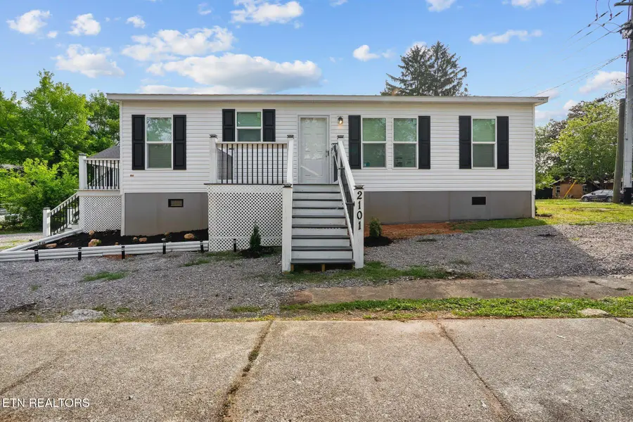 2101 Mccalla Ave, Knoxville, TN 37915 - #2