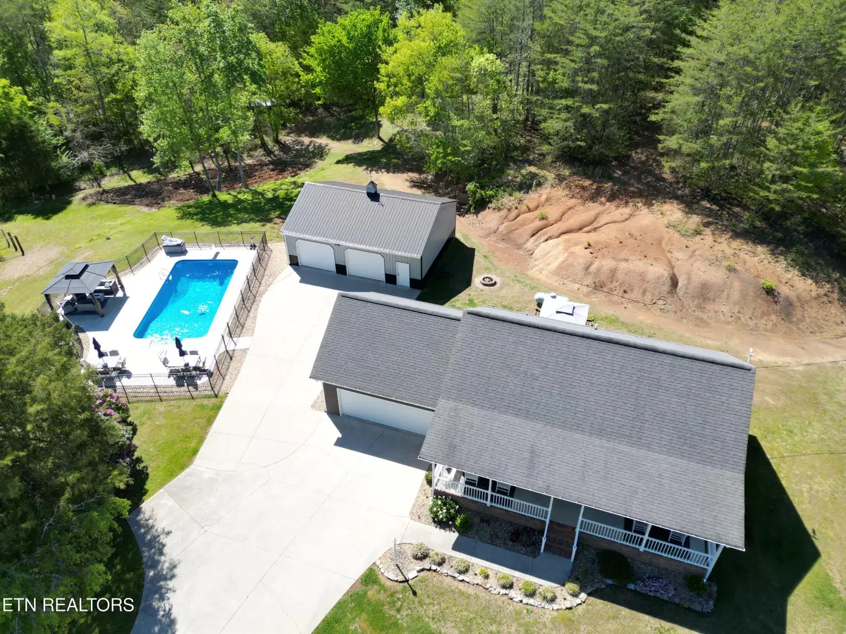 233 Tudor Hollow Rd, Andersonville, TN 37705 - #1