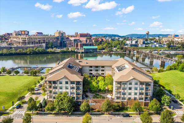 445 W Blount Ave #221, Knoxville, TN 37920