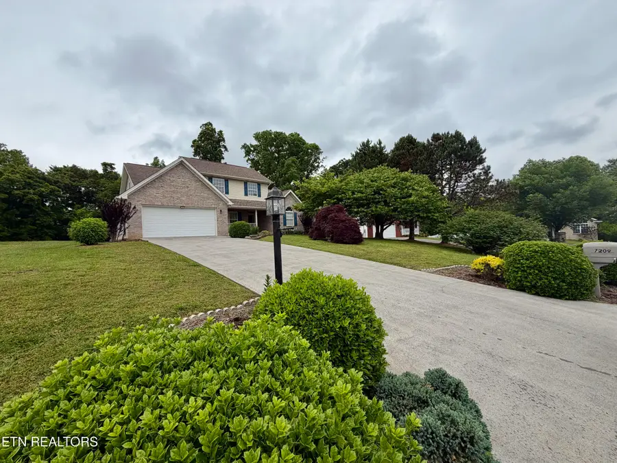 7209 Dunsten Drive, Knoxville, TN 37931 - #2