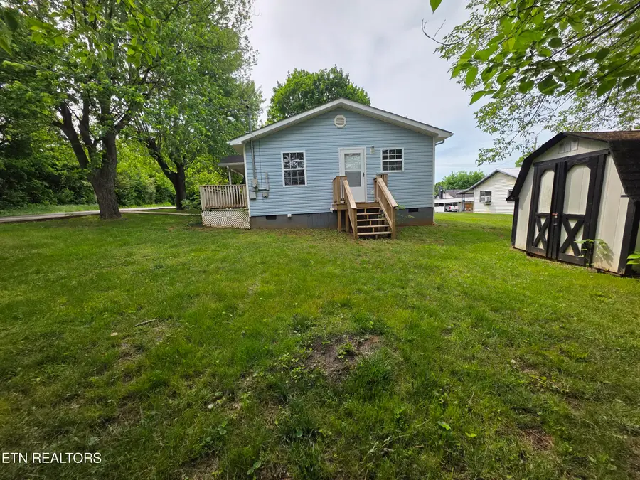 1011 Bon St, Lenoir City, TN 37771 - #3