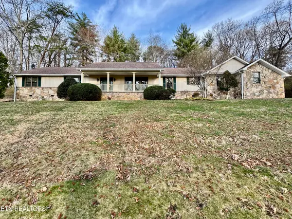 5913 Wassman Rd, Knoxville, TN 37912