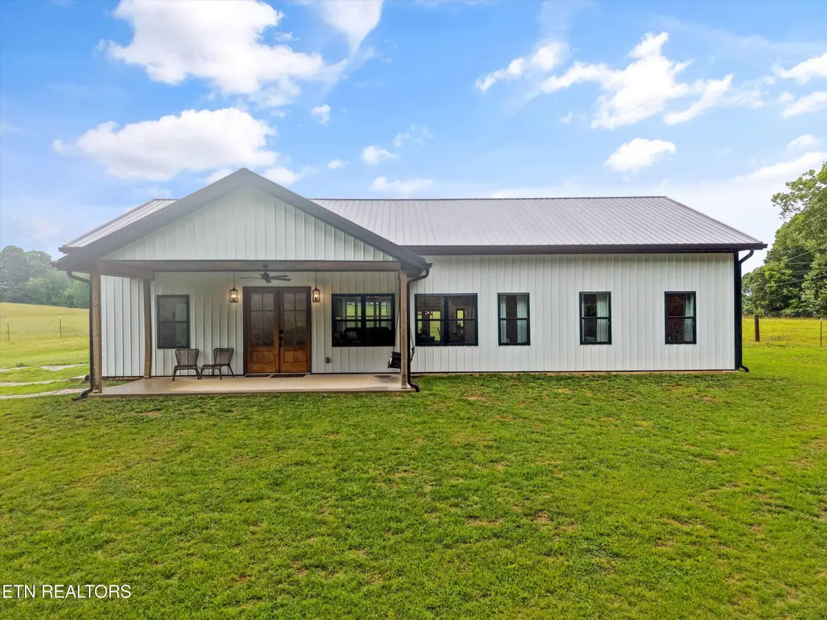 262 Pattie Gap Rd, Philadelphia, TN 37846 - #1