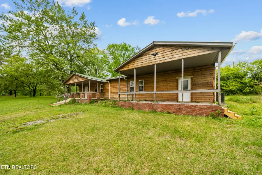 8466 Shut In Gap Rd, Spring City, TN 37381 - #2