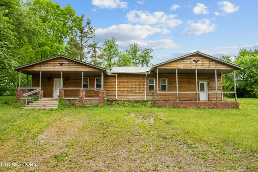8466 Shut In Gap Rd, Spring City, TN 37381 - #3