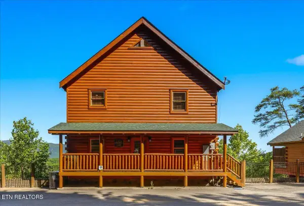 1717 High Rock Way, Sevierville, TN 37862