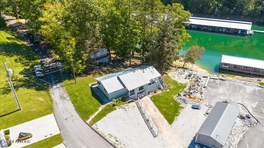 758 Indian River Boat Dock Rd, Jacksboro, TN 37757 - #2