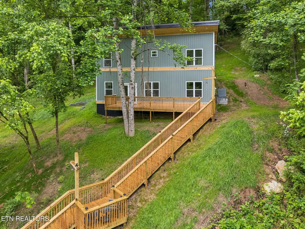 213 Hidden Valley Rd, Clinton, TN 37716 - #1