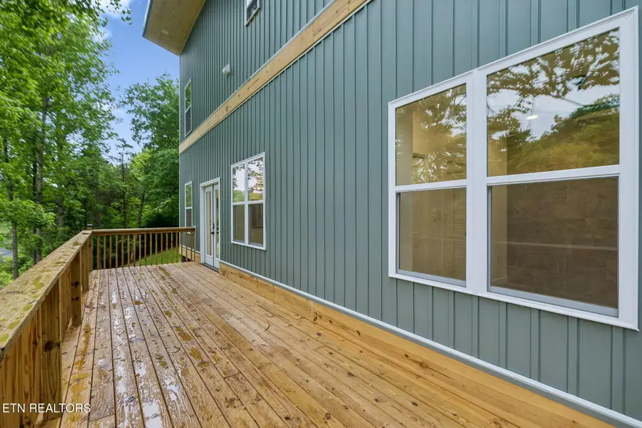 213 Hidden Valley Rd, Clinton, TN 37716 - #3