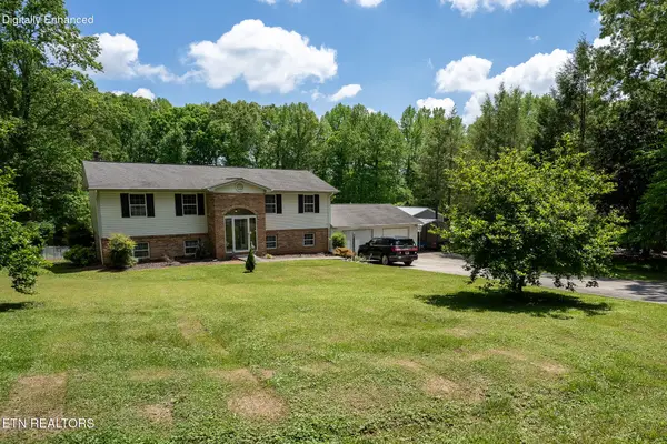 663 W Hills Drive, Harriman, TN 37748