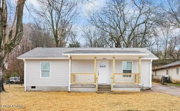 302 Susong Drive, Knoxville, TN 37912