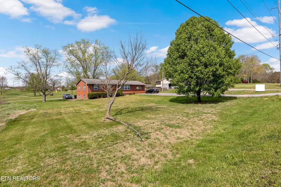 6301 Strawberry Plains Pike, Knoxville, TN 37914 - #3