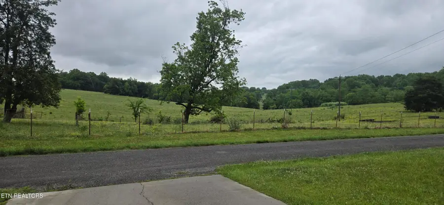 144 Vineyard Rd, Sweetwater, TN 37874 - #3
