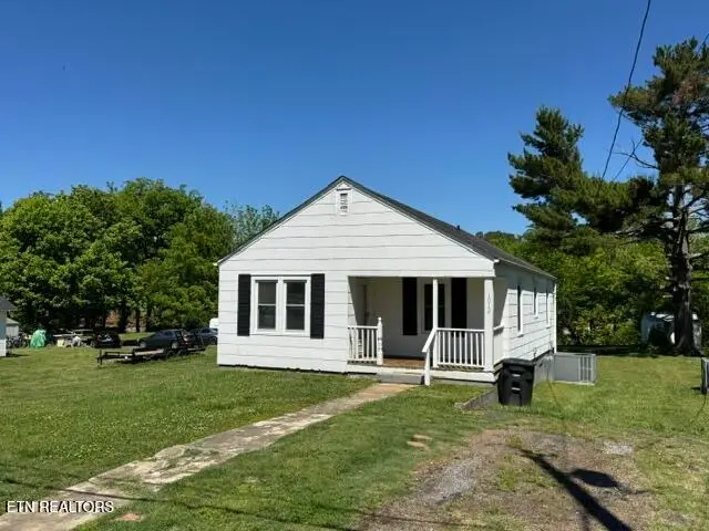 1012 Jones St, Athens, TN 37303 - #2