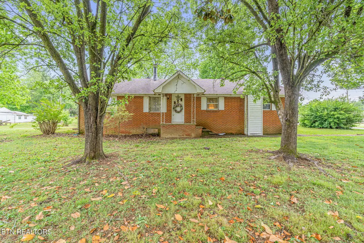 417 Tennessee Ave, Greenback, TN 37742 - #1