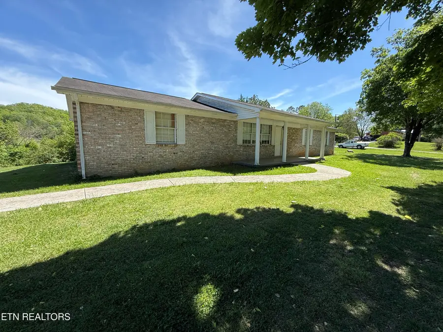 3805 Hickory Valley Rd, Maynardville, TN 37807 - #3