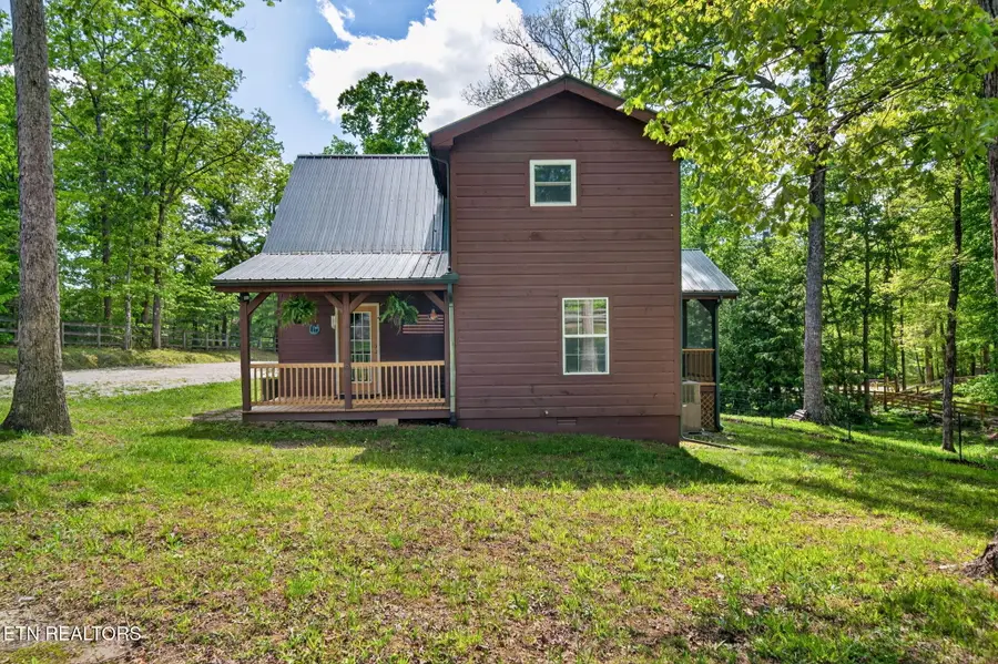 512 Spruce Creek Drive, Jamestown, TN 38556 - #3