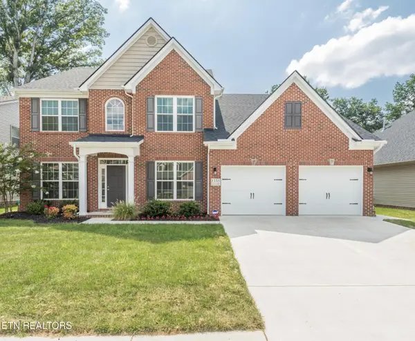 1151 Westland Gardens Blvd, Knoxville, TN 37922
