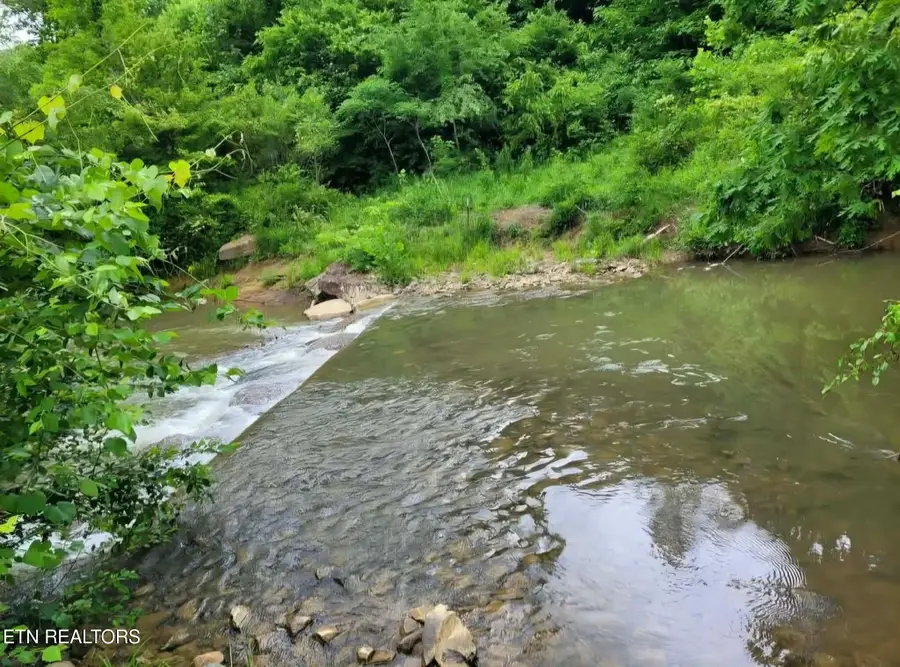 216 Lower Capuchin Rd, Winfield, TN 37892 - #2