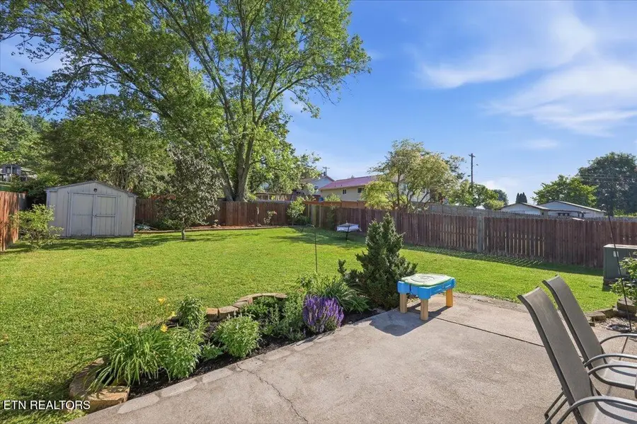 521 Tipton Ave, Knoxville, TN 37920 - #2