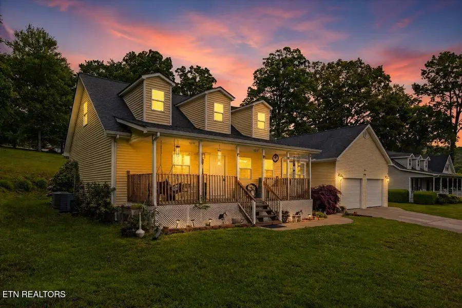 216 Mountain Rd, New Tazewell, TN 37825 - #2