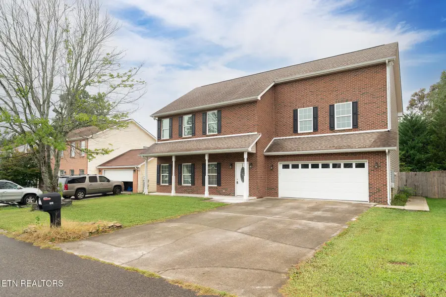 819 Dowry Lane, Knoxville, TN 37919 - #2