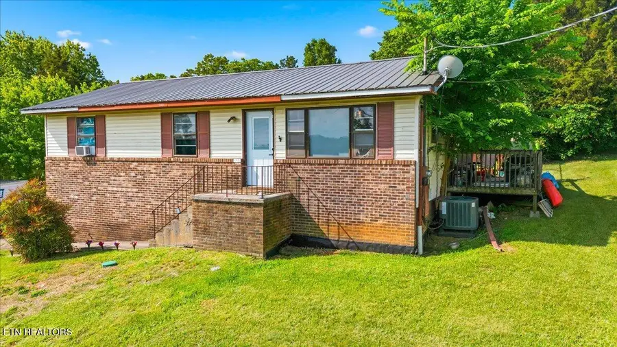 6217 Renee Rd, Corryton, TN 37721 - #2