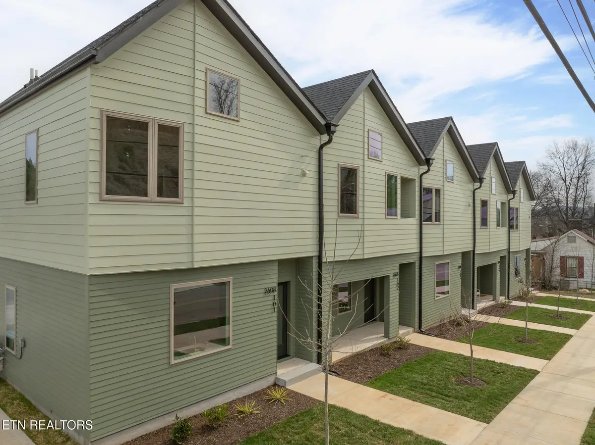2608 Sevier #102 Ave, Knoxville, TN 37920 - #1