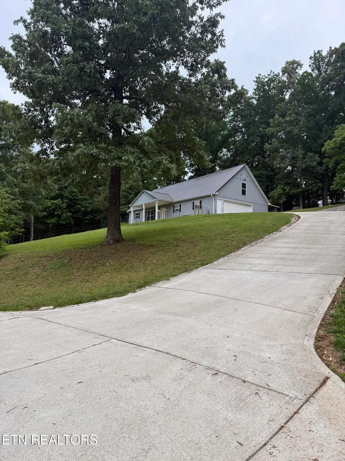 525 Canton Hollow Rd, Knoxville, TN 37934 - #1