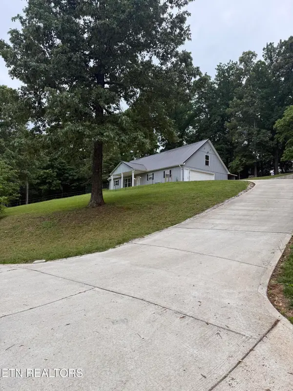 525 Canton Hollow Rd, Knoxville, TN 37934