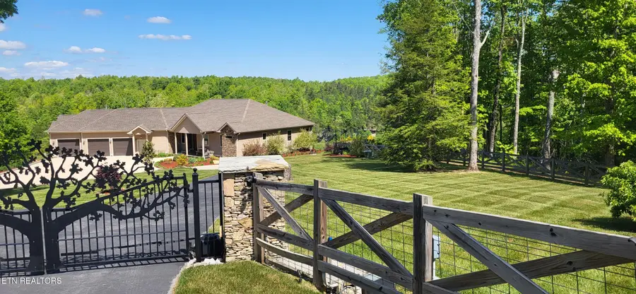 179 Eagle Blf, Jamestown, TN 38556 - #2