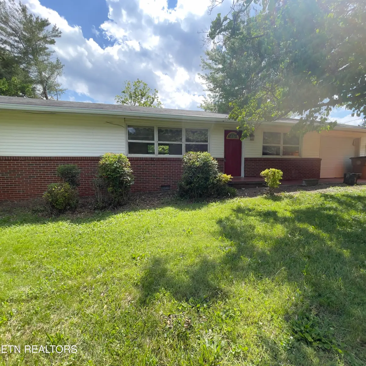 4324 Crestfield Rd, Knoxville, TN 37921 - #1