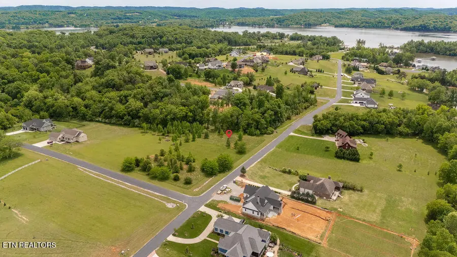 275 W Shore Drive, Rockwood, TN 37854 - #3