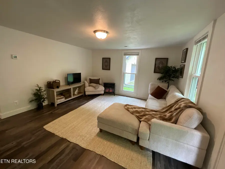 5335 Wolfenbarger Lane, Knoxville, TN 37938 - #2