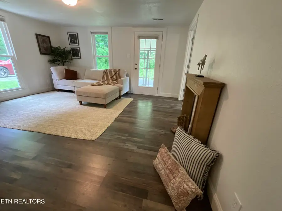 5335 Wolfenbarger Lane, Knoxville, TN 37938 - #3